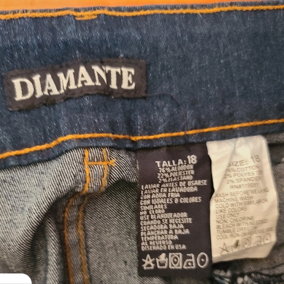 Diamante Womens Size 18 Distressed Double Button Dark Wash Blue Jeans - Picture 9 of 9